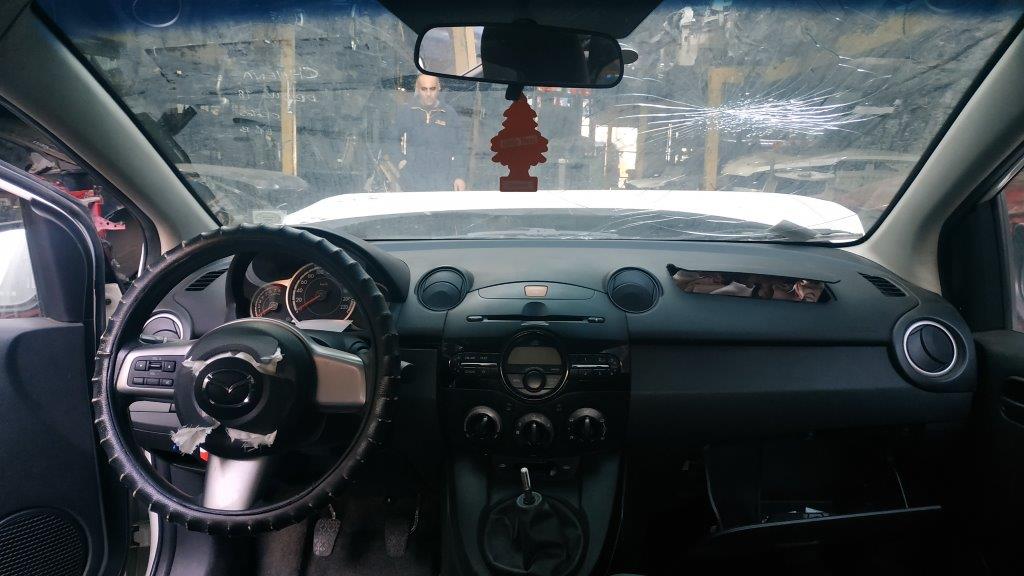  Mazda 2 2011    EN DESARME